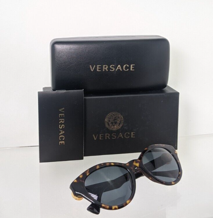 Brand New Authentic Versace Sunglasses Mod. 4435 108/87 VE4435 52mm Frame