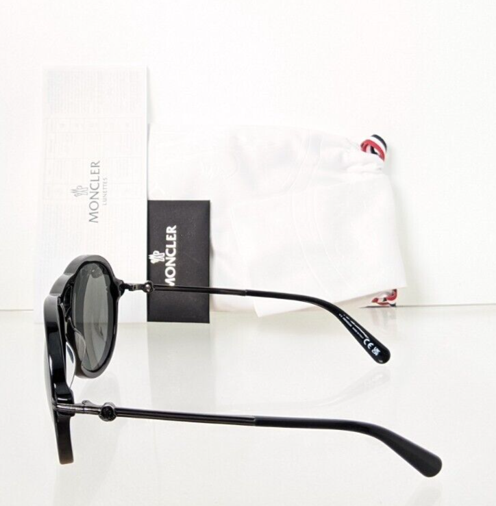 Brand New Authentic Moncler Sunglasses MONCLER ML 0288 01A Peake Frame