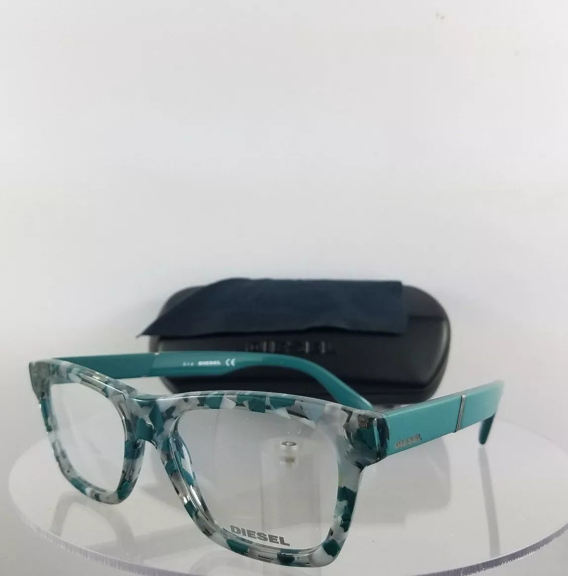 100% Authentic Brand New Diesel Eyeglasses DL 5092 Color 055 DL5092