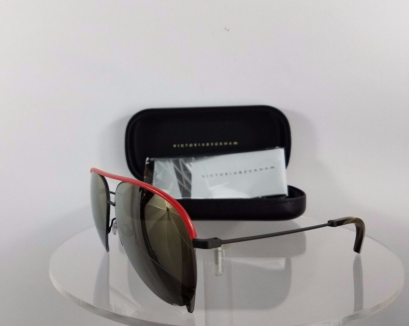 Brand New Authentic Victoria Beckham Sunglasses VBS90 C14 Leather Black Tomato