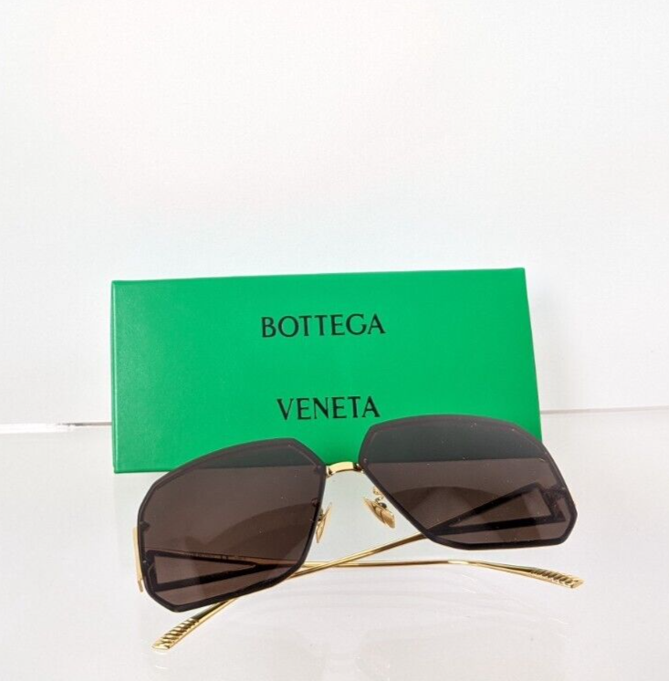 Brand New Authentic Bottega Veneta Sunglasses BV 1065 002 67mm Frame