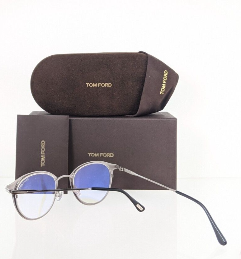 Brand New Authentic Tom Ford TF 5528 Eyeglasses 009 Frame FT 5528 49mm Frame