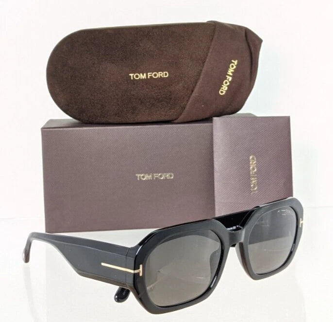 Brand New Authentic Tom Ford Sunglasses FT TF 917 01A Veronique - 02 TF917 55mm