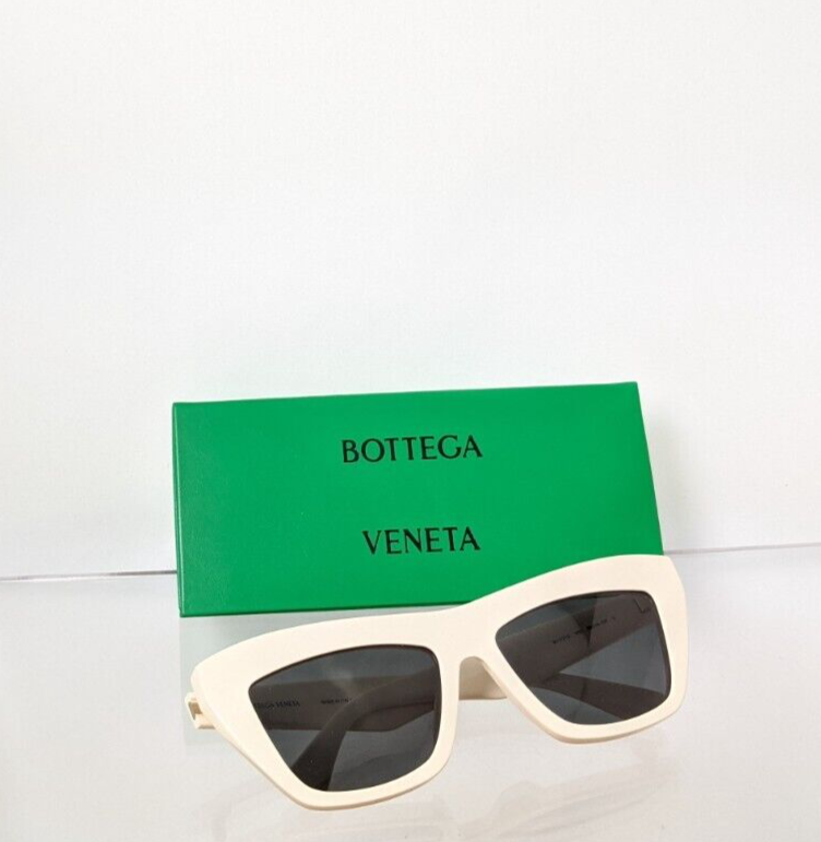 Brand New Authentic Bottega Veneta Sunglasses BV 1121 003 55mm Frame