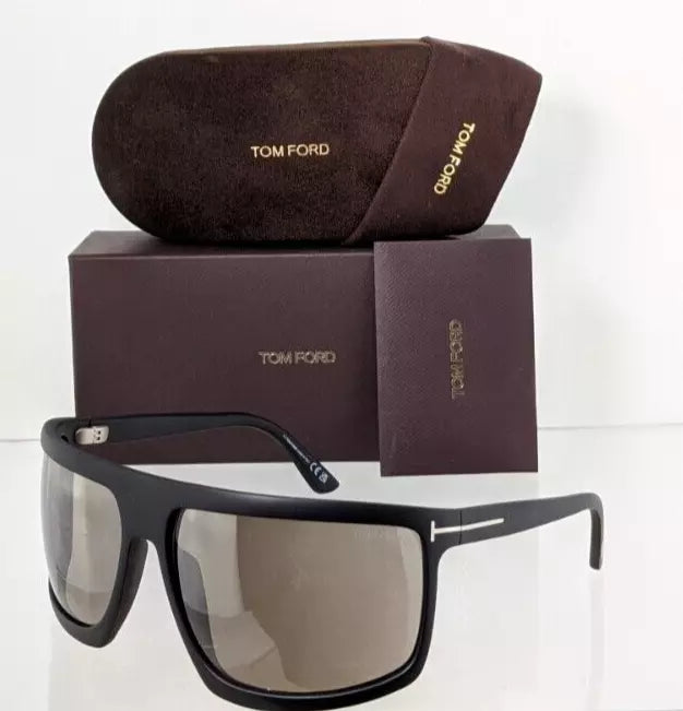 Brand New Authentic Tom Ford Sunglasses FT TF 1066 02L Clint 02 TF1066 68mm