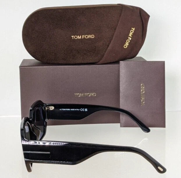 Brand New Authentic Tom Ford Sunglasses FT TF 917 01A Veronique - 02 TF917 55mm