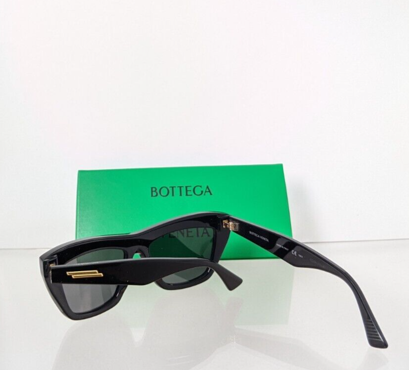 Brand New Authentic Bottega Veneta Sunglasses BV 1121 001 55mm Frame