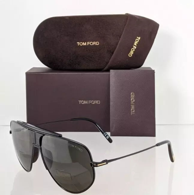 Brand New Authentic Tom Ford Sunglasses FT TF 928 02A Addison TF928 61mm