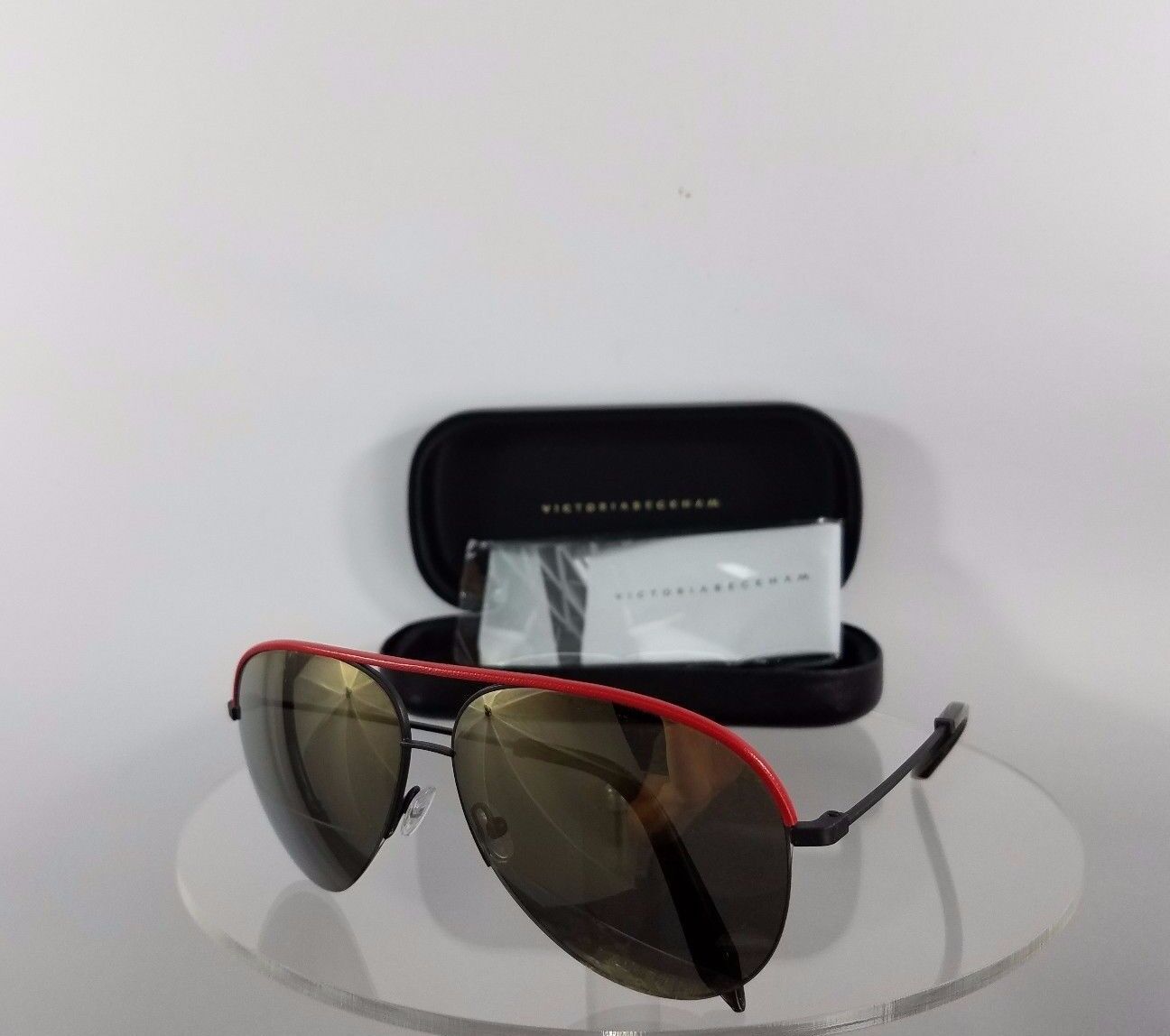 Brand New Authentic Victoria Beckham Sunglasses VBS90 C14 Leather Black Tomato