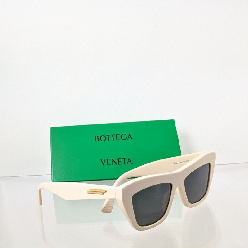 Brand New Authentic Bottega Veneta Sunglasses BV 1121 003 55mm Frame