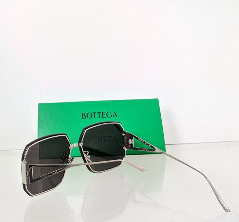 Brand New Authentic Bottega Veneta Sunglasses BV 1085 001 65mm Frame