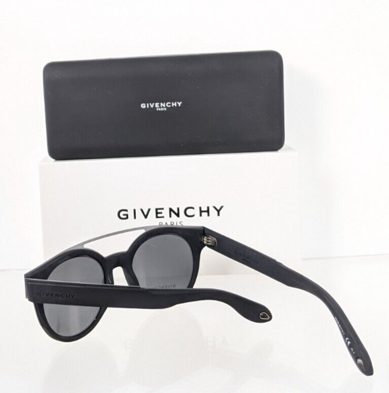 Brand New Authentic GIVENCHY GV 7017/S Sunglasses VETE5 7017 Frame