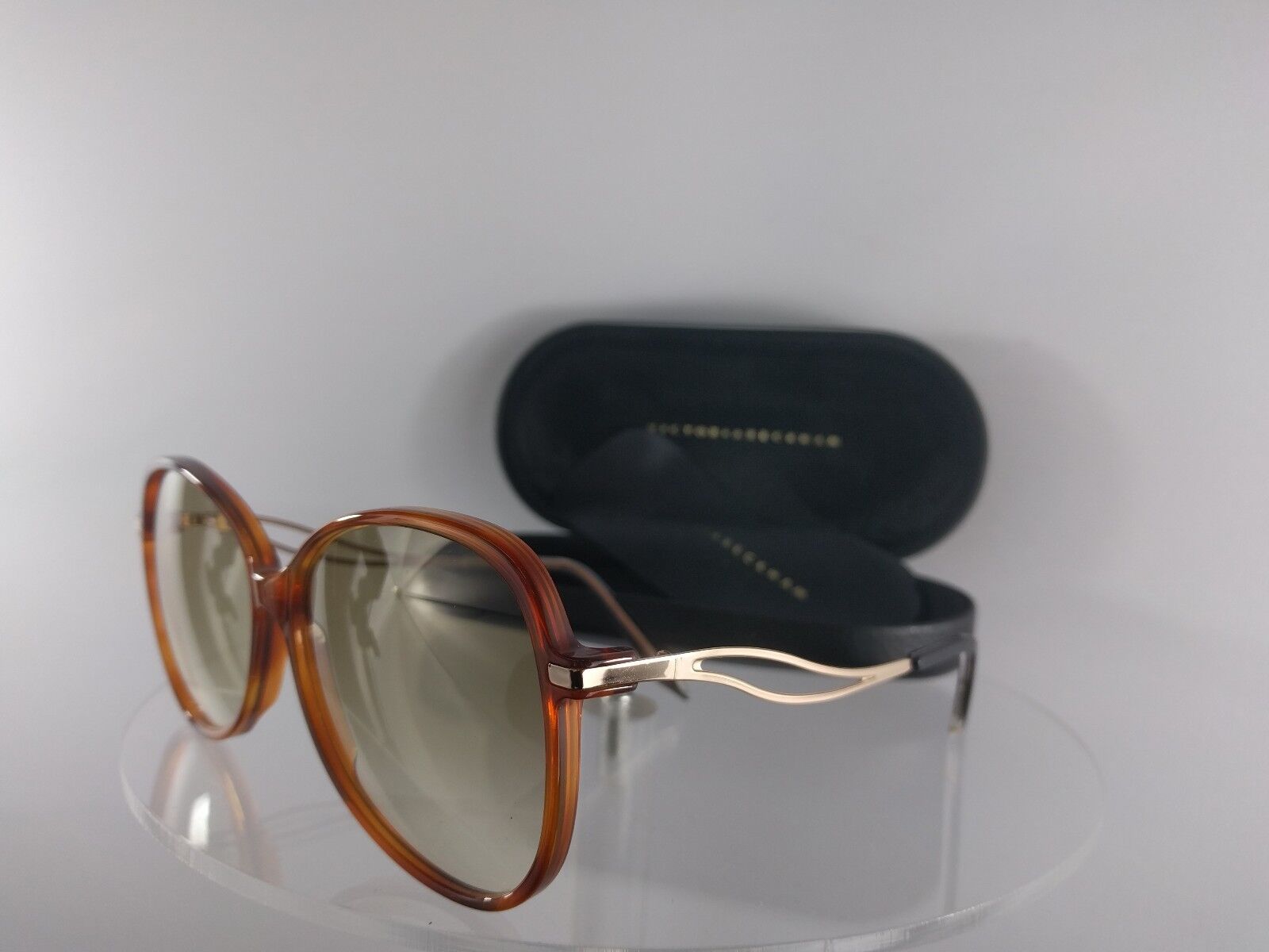 Brand New Authentic Victoria Beckham Sunglasses VBS 7 C2 07 Light Havana Gold