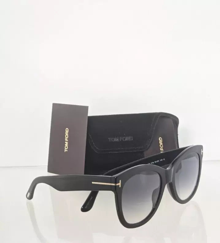 Brand New Authentic Tom Ford Sunglasses FT TF 870 01B Wallace TF 0870 54mm