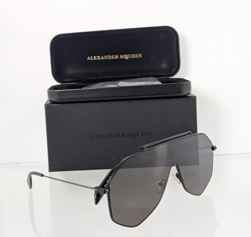 Brand New Authentic Alexander McQueen Sunglasses MQ 0138 Black 001 99mm Frame