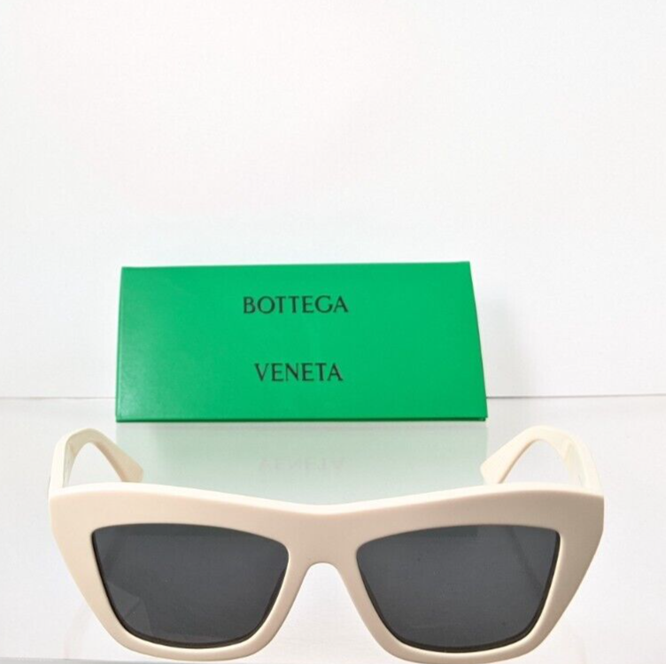 Brand New Authentic Bottega Veneta Sunglasses BV 1121 003 55mm Frame