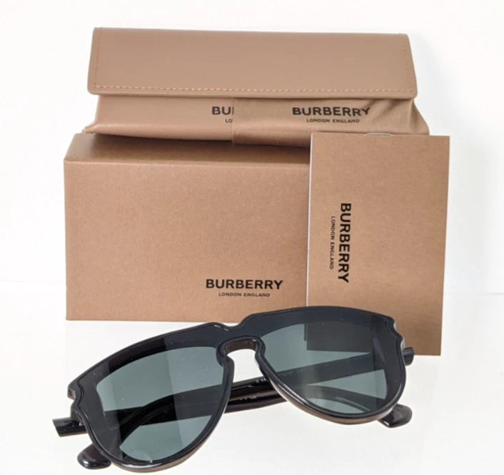 Brand New Authentic Burberry BE 4427 Sunglasses 4112/87 Black Frame