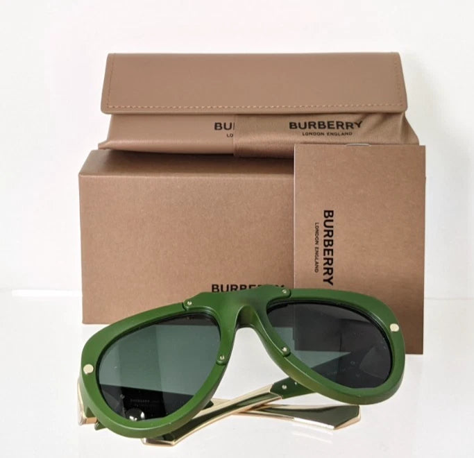 Brand New Authentic Burberry BE 4433 Sunglasses 4138/71 Green 4433-U Frame