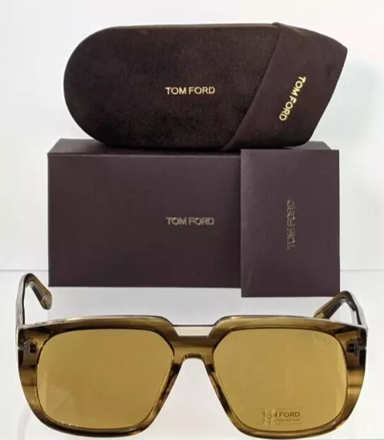 Brand New Authentic Tom Ford Sunglasses FT TF 1025 55E Oliver 55E TF1025 56mm