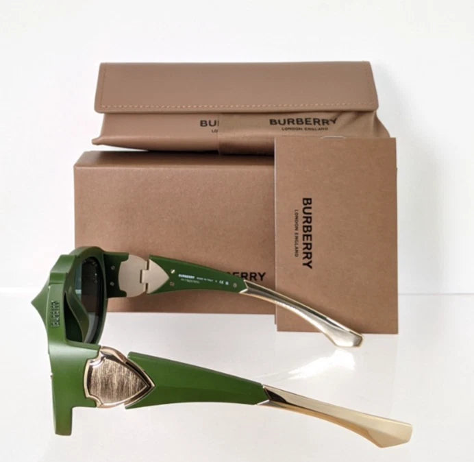 Brand New Authentic Burberry BE 4433 Sunglasses 4138/71 Green 4433-U Frame
