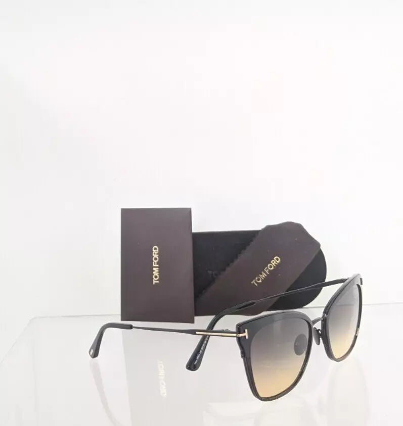 Brand Authentic Tom Ford Sunglasses FT TF 843 Faryn 01B Frame 56mm TF843