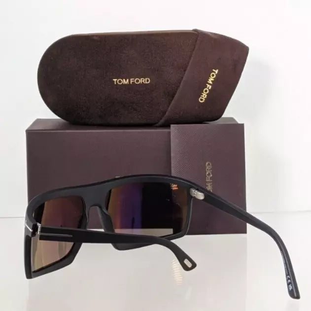 Brand New Authentic Tom Ford Sunglasses FT TF 1066 02L Clint 02 TF1066 68mm