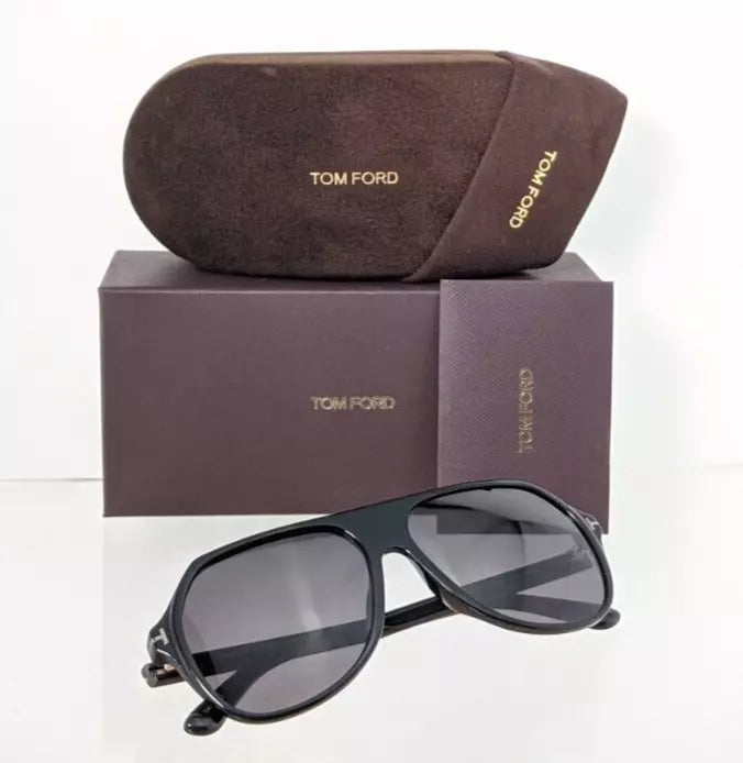 Brand New Authentic Tom Ford Sunglasses FT TF 934 01A Hayes TF0934 59mm