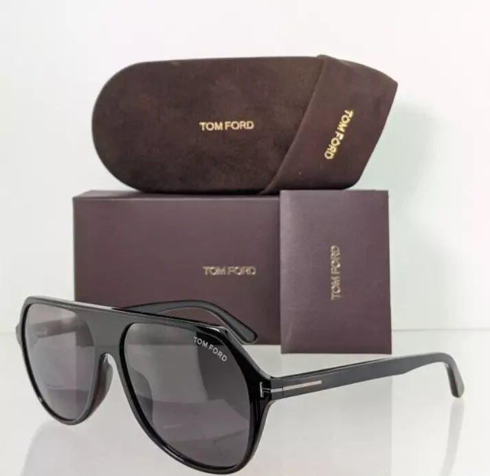 Brand New Authentic Tom Ford Sunglasses FT TF 934 01A Hayes TF0934 59mm