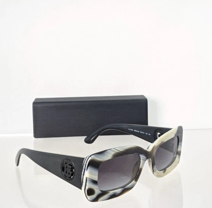Brand New Authentic Burberry BE 4343 Sunglasses 3939/8G Black Horn 52mm