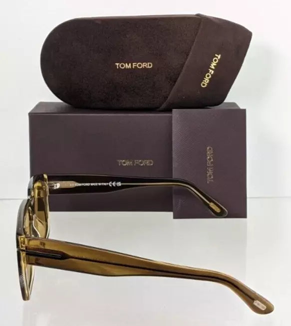 Brand New Authentic Tom Ford Sunglasses FT TF 1025 55E Oliver 55E TF1025 56mm