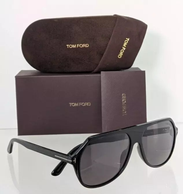 Brand New Authentic Tom Ford Sunglasses FT TF 934 01A Hayes TF0934 59mm