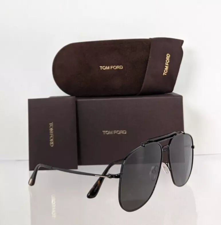 Brand New Authentic Tom Ford Sunglasses 557 Connor 02 FT TF557 01A TF 0557