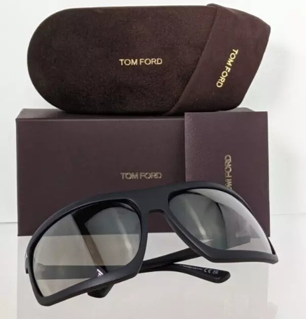 Brand New Authentic Tom Ford Sunglasses FT TF 1066 02L Clint 02 TF1066 68mm