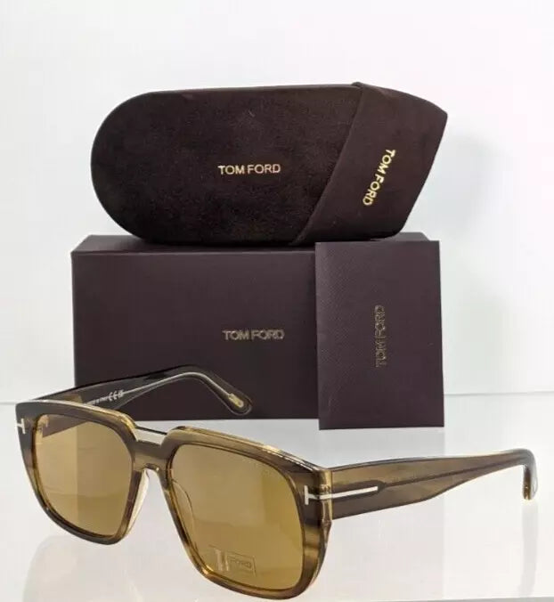 Brand New Authentic Tom Ford Sunglasses FT TF 1025 55E Oliver 55E TF1025 56mm