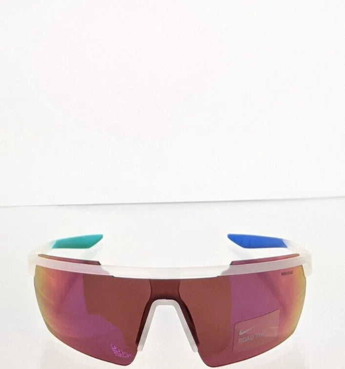 Brand New Authentic NIKE Sunglasses CW7468-975 Windshield Elite M Clear/Black