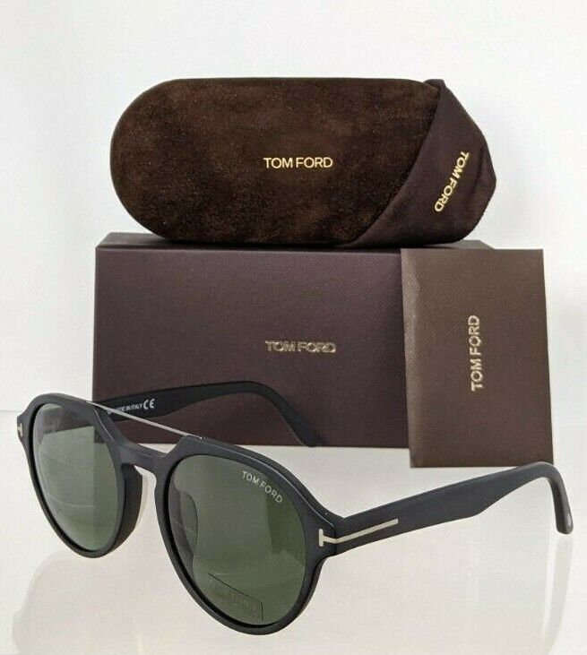 Brand New Authentic Tom Ford Sunglasses Stan FT TF696 02N Frame TF 0696-F