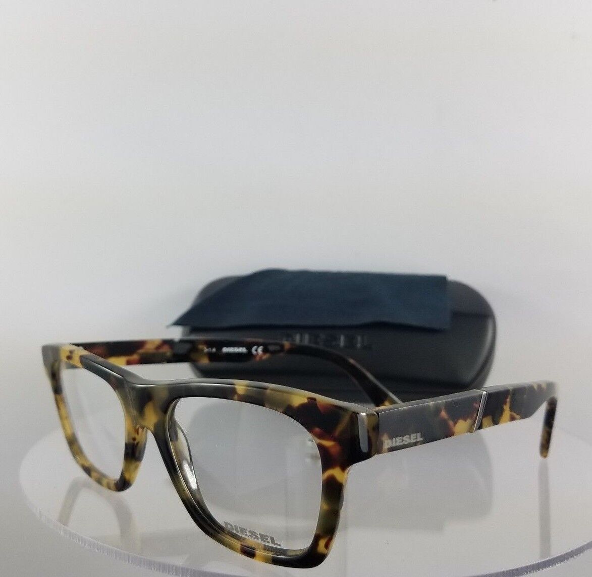 100% Authentic Brand New Diesel Eyeglasses DL 5092 Color 053 DL5092