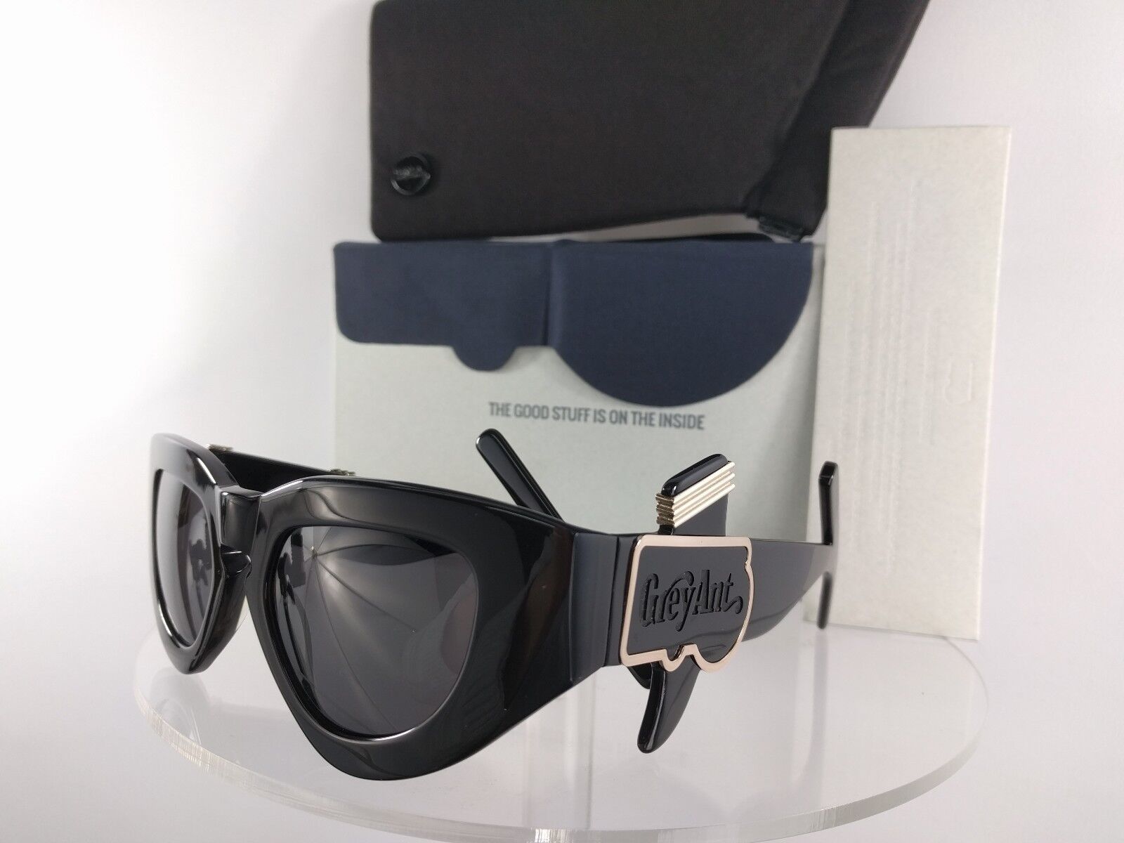 Brand New Authentic Grey Ant Sunglasses Carl Zeiss Optics Above Average Black