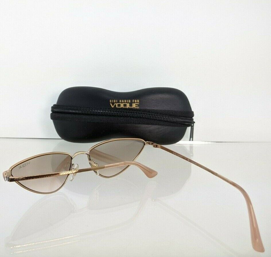 Brand New Authentic Vogue 4138 Sunglasses 56mm Frame 4138 50758Z