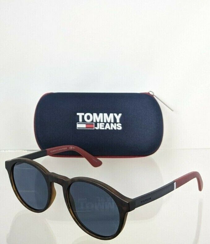 Brand New Authentic Tommy Hilfiger Sunglasses TH 1476/S 42SKU 1476 Frame