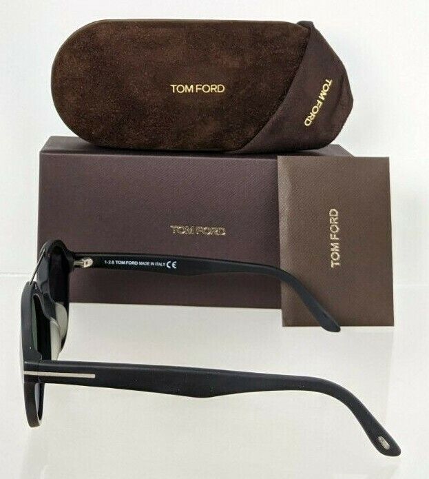 Brand New Authentic Tom Ford Sunglasses Stan FT TF696 02N Frame TF 0696-F