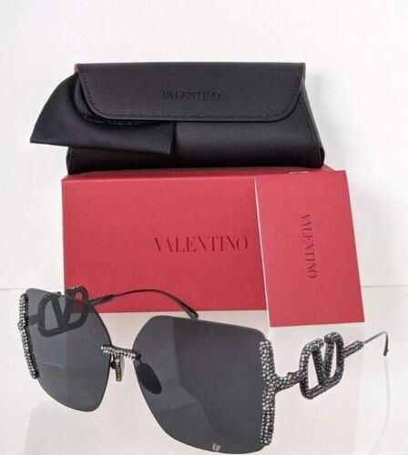 Brand New Authentic Valentino Sunglasses VA 2038 3039/87 62mm Rare Limited Frame